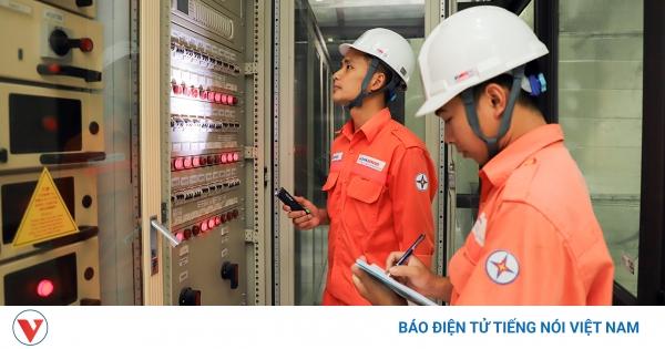 Một infographic minh họa các yếu tố ảnh hưởng đến công suất máy làm đá, bao gồm nhiệt độ môi trường, chất lượng nước, công nghệ làm lạnh và tần suất sử dụng, với các biểu tượng dễ hiểu.