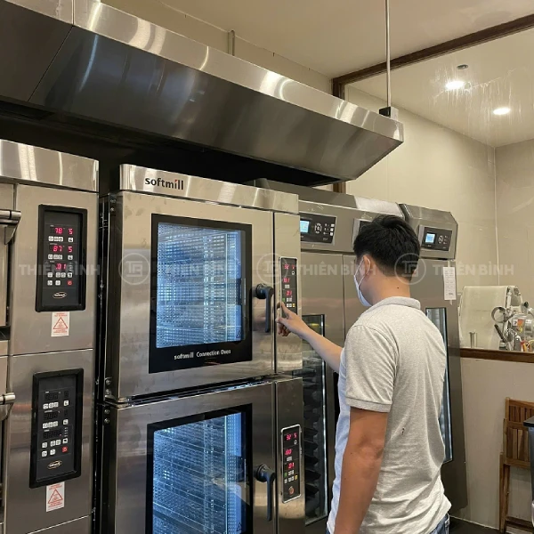 Phân tích điện năng tiêu thụ của lò nướng đối lưu 1 pha và 3 pha - ảnh 2 Lo nuong doi luu duoc nhieu khach hang tin dung